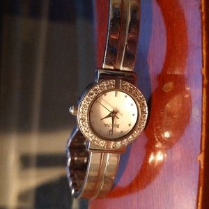 Bulova 96T09 Ladies Bangel Watch